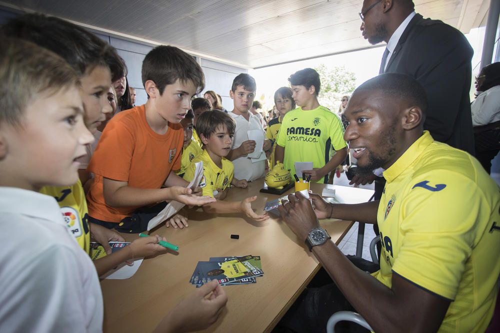 Presentación de Toko Ekambi en el Villarreal CF