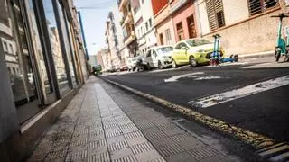 Santa Cruz emprende la lucha contra los orines y la suciedad en las aceras