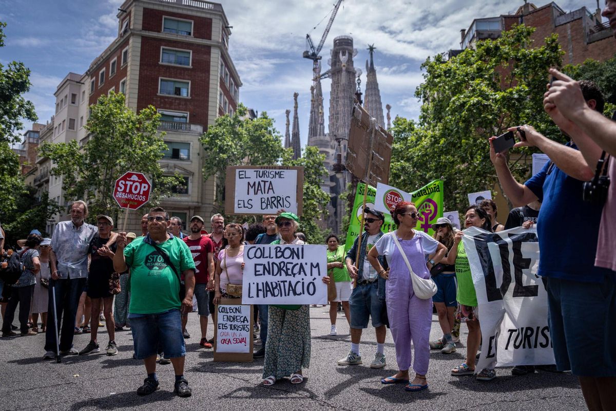 Manifestación en Barcelona por el decrecimiento turístico