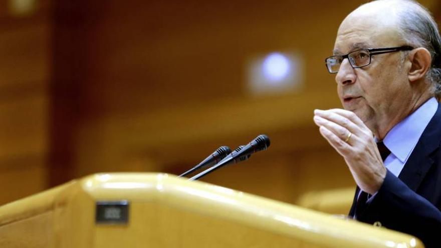 Montoro anuncia nuevas medidas para facilitar la financiación a las autonomías