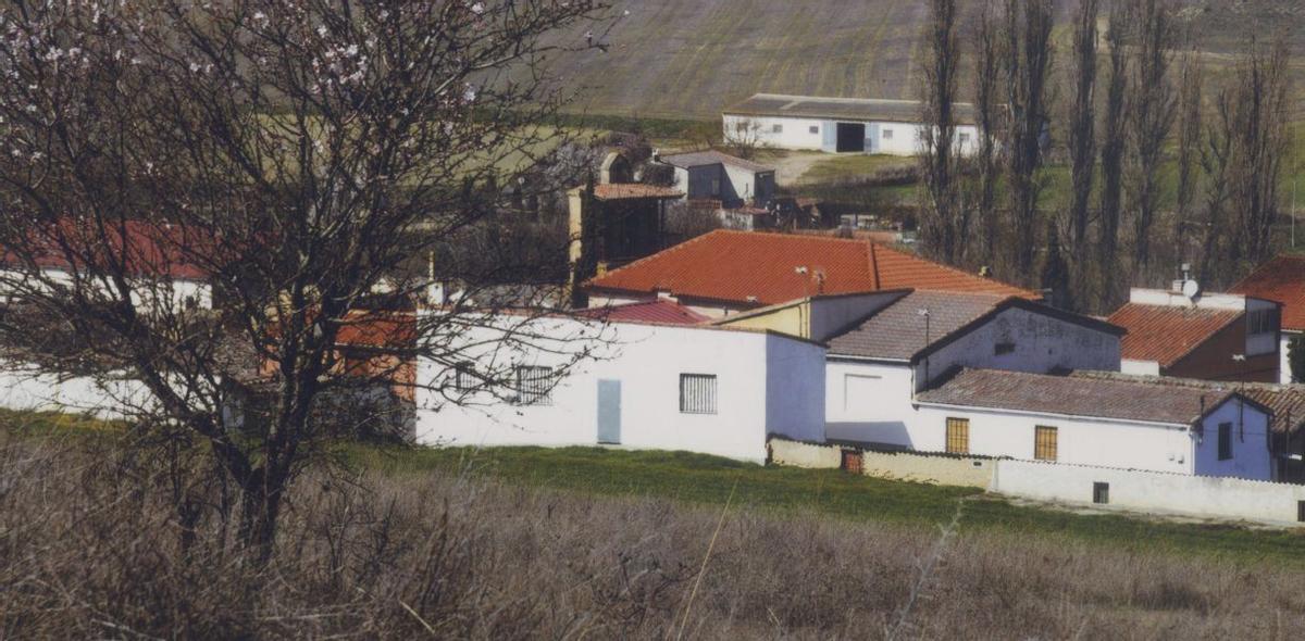 Vallesa de la Guareña, ocupa el rincón más meridional de la provincia zamorana