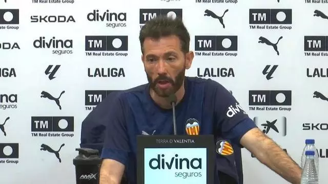 Corberán: "El Valencia no es un club conformista"
