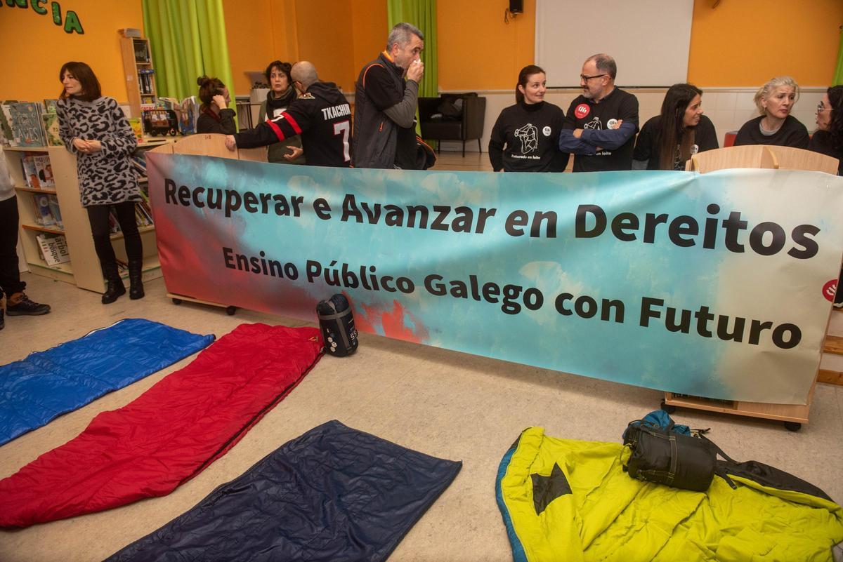 Encierro en el colegio Concepción Arenal de A Coruña: "El profesorado está harto"