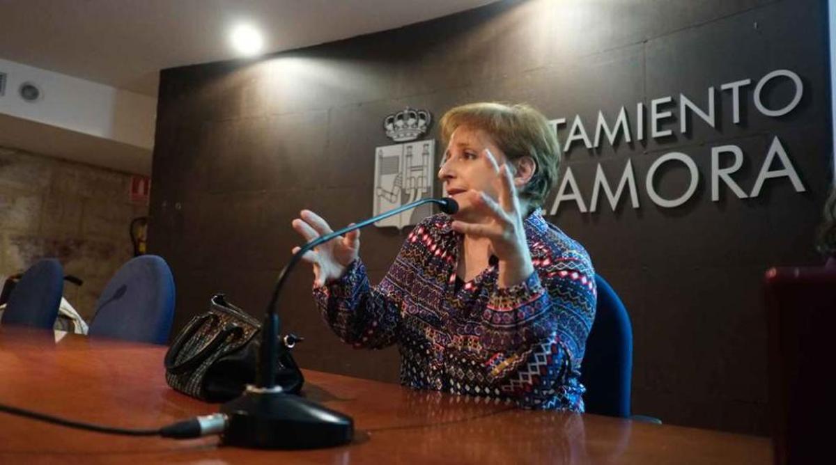 Azavi denuncia que la violencia machista está "normalizada" en numerosos entornos