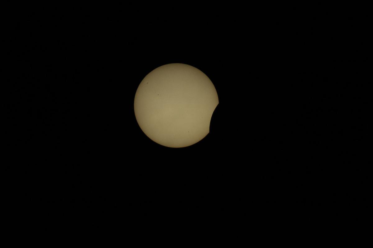 Se cumplen 24 horas de un día para la historia en A Coruña: recordamos el eclipse total de sol desde la Torre de Hércules Se cumplen 24 horas de un día para la historia en A Coruña: recordamos el eclipse total de sol desde la Torre de Hércules