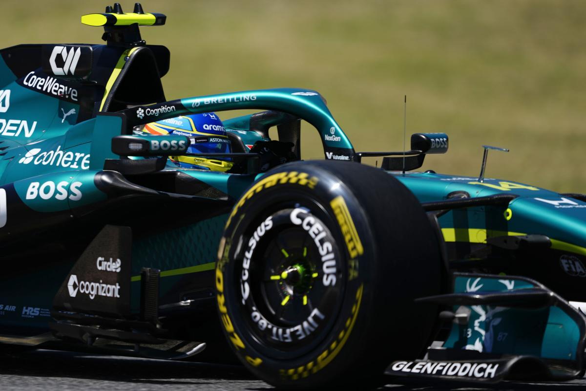 FOTODELDÍA Montmeló (BARCELONA) 12/06/2026.- El piloto español de Fórmula Uno, Fernando Alonso, del equipo Aston Martin, durante la primera sesión de entrenamientos libres del Gran Premio de Fórmula 1 de Barcelona-Cataluña.- EFE/ Alejandro García