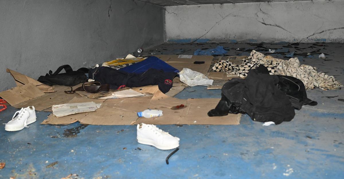 Los transeúntes también buscaron refugio hace unos meses en el párking de Santa Clara, actualmente sin presencia de estas personas.