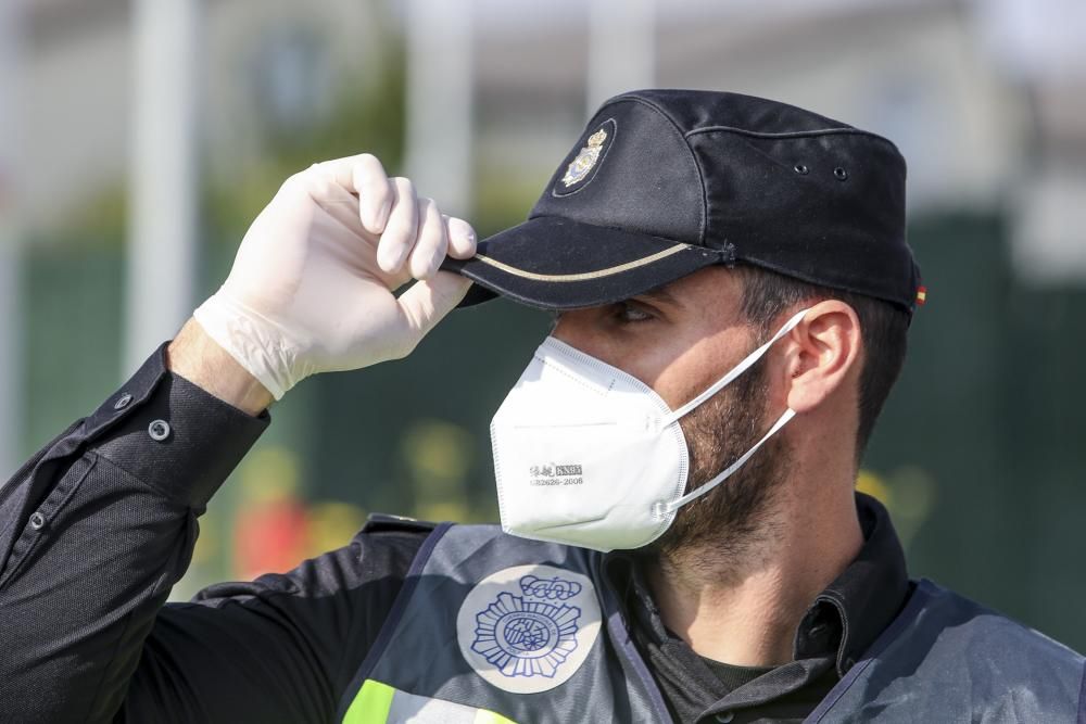 Saúl Craviotto, con la Policia Nacional