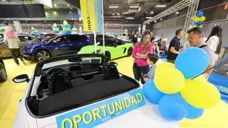 Valencia se refugia en los híbridos: la escalada de los combustibles dispara la búsqueda de coches eco en la feria del automóvil