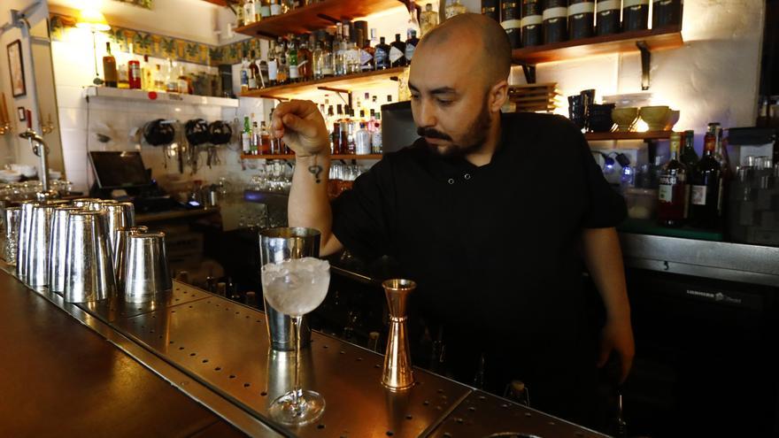 El zaragozano Borja Insa, entre los diez mejores &#039;bartender&#039; de España