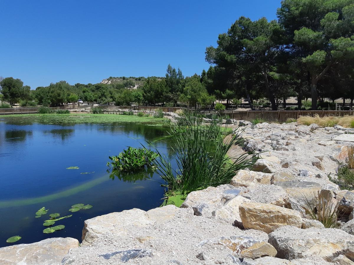 Iniciativas como parques inundables o tanques de tormentas ayudan a controlar las grandes acumulaciones de agua.
