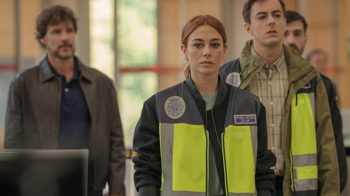 Un fotograma de la película "La huella del mal", con Daniel Grao, Blanca Suárez y Víctor Palmero