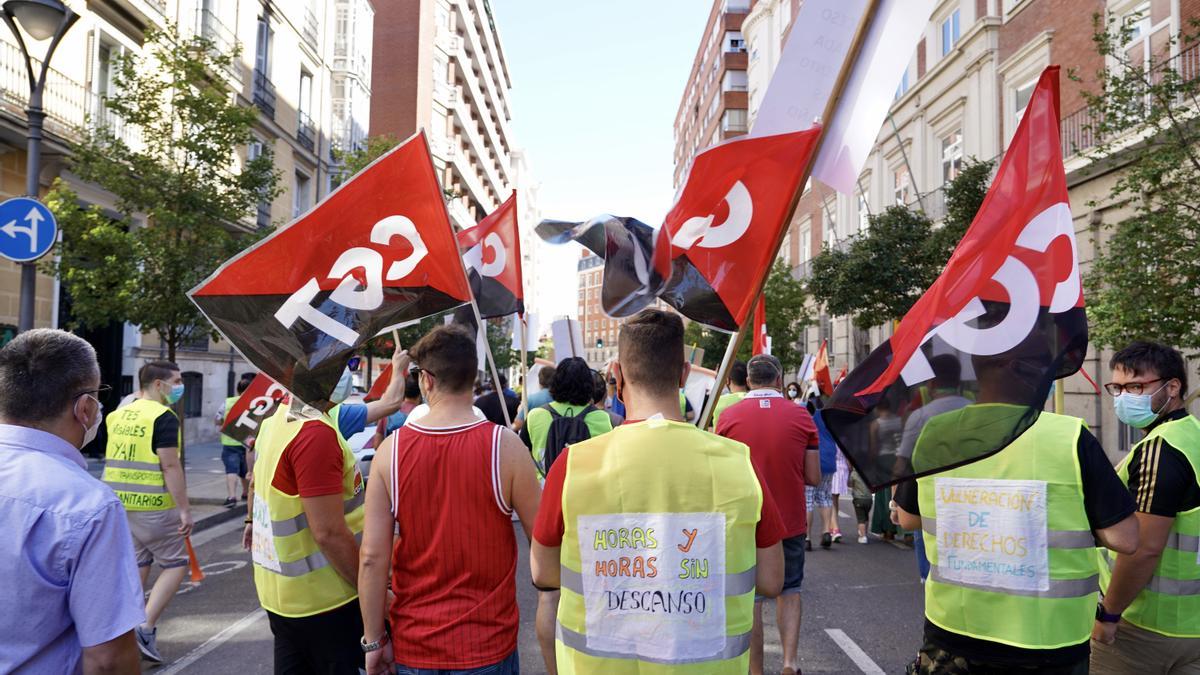 Una imagen de archivo de una manifestación de los trabajadores de transporte sanitario en Valladolid.