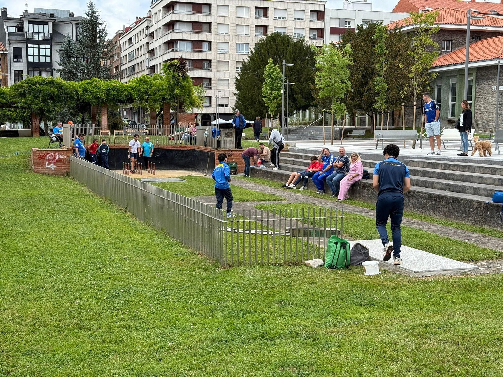 Pola de Siero, epicentro de la final de bolos asturianos por equipos
