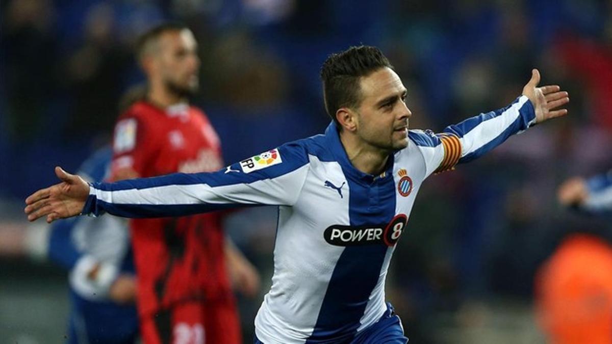 Sergio García celebra su primer gol del 2015 marcado al Sevilla en la Copa.