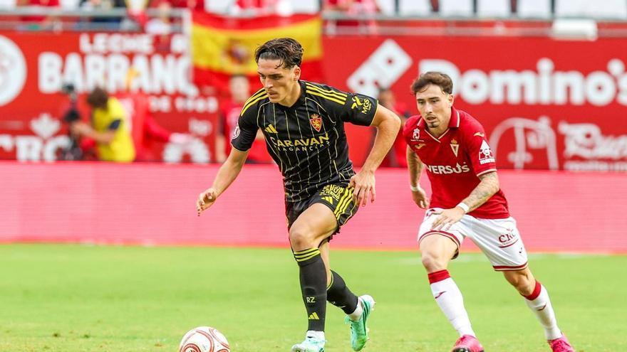 Jokin Gabilondo, jugador del Real Zaragoza: "Hay que valorar el empate, somos un equipo con mucha hambre y vamos a por todas"