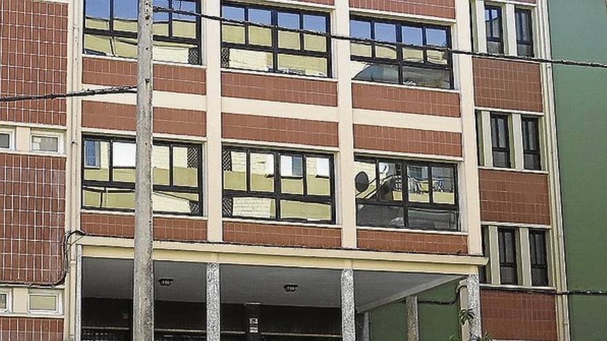 El reajuste de aulas en los colegios concertados de Cáceres causará dos despidos