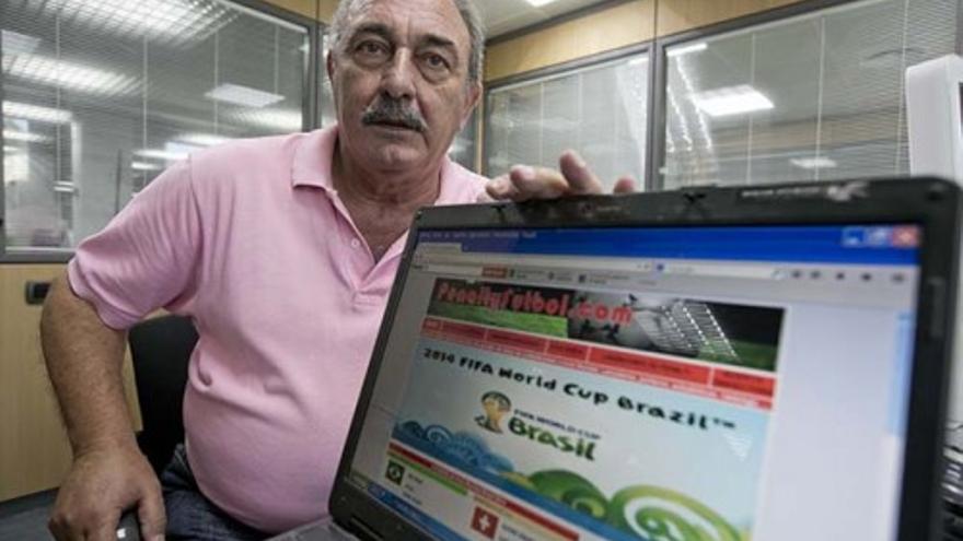 La web penaltyfutbol.com, del alicantino Manuel López Botella, acumula datos sobre más de 25.000 penaltis