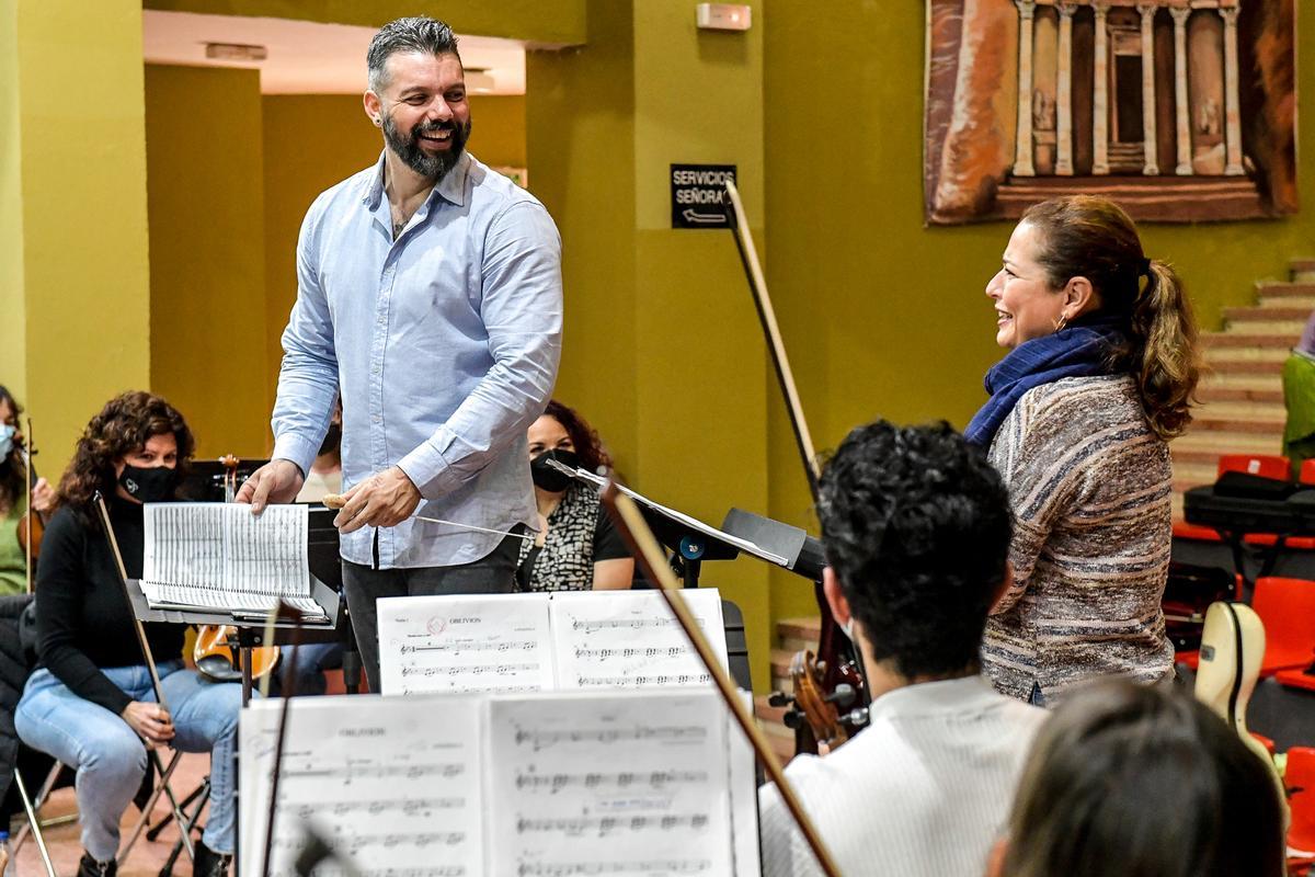Reportaje a la Orquesta Comunitaria de Gran Canaria Reportaje a la Orquesta Comunitaria de Gran Canaria