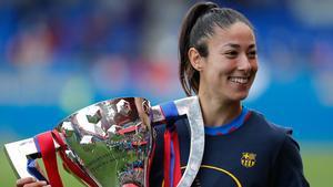 Leila, con el trofeo de liga conquistado esta temporada