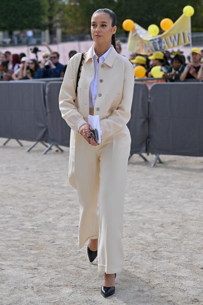 El 'total look' de Victoria Federica para asistir al desfile de Dior en París