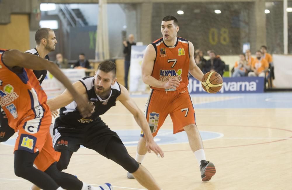 El Basquet Coruña cae ante el Breogán