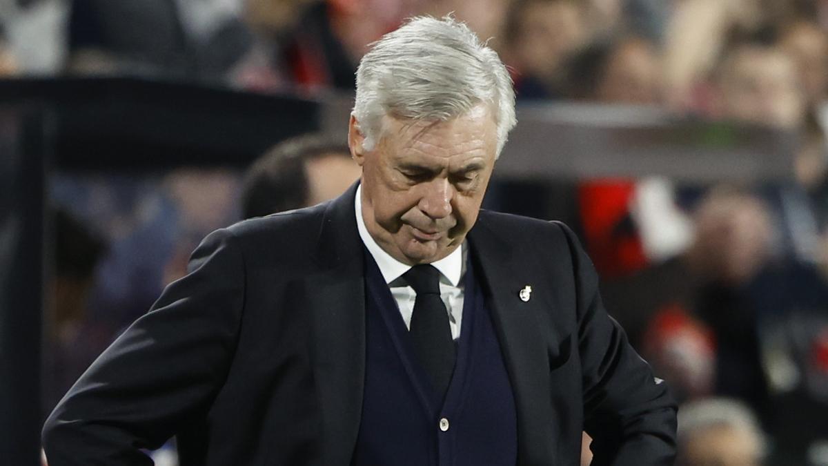 Ancelotti señalado por su inacción en Vallecas