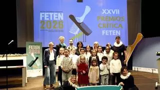 Gijón premia el talento de doce pequeños analistas teatrales en la gala de la Crítica FETEN 2026