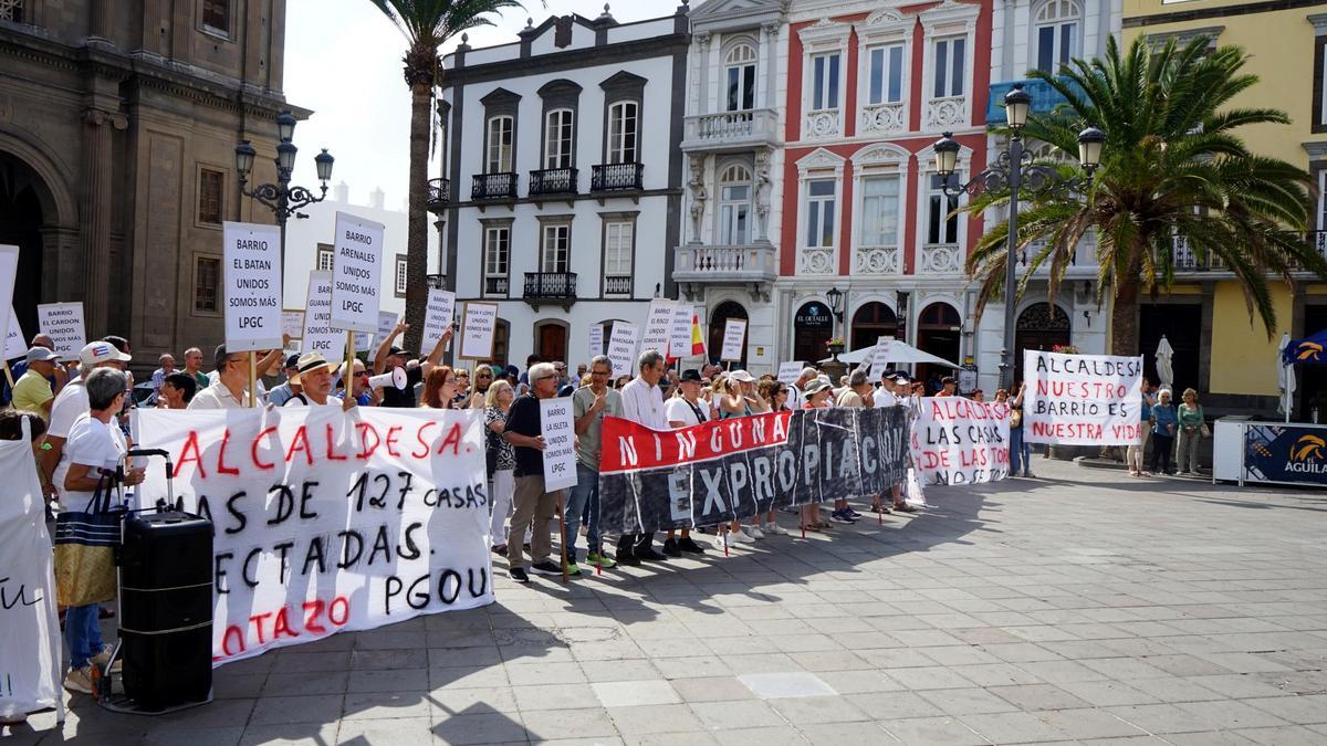 Vecinos de Las Torres: «Alcaldesa, le faltaste el respeto a los vecinos»