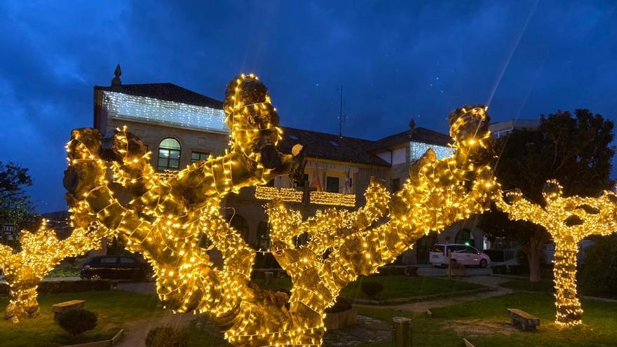 Nigrán enciende las luces de Navidad con una semana de retraso