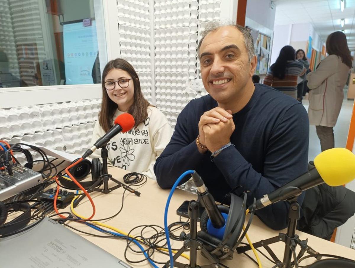 Entrevista na radio escolar de Espedregada | FDV