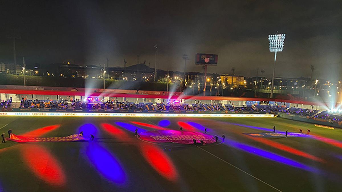 El Barça Femenino celebra la Champions tras la goleada ante el Athletic
