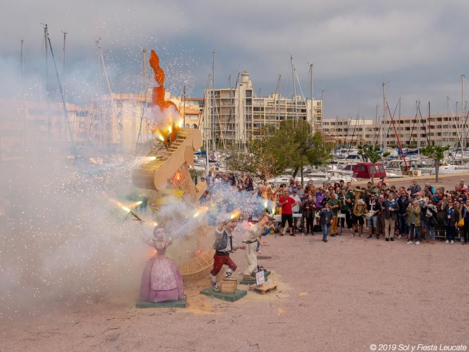 Las Fallas se exhiben en el Festival sol y Fiesta de Leucate (Francia)