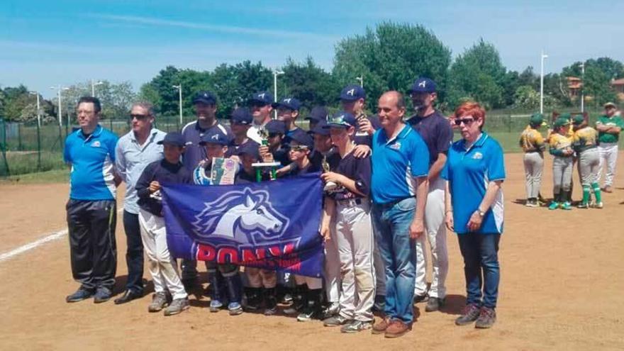 El trofeo de la Pony League se va para Francia