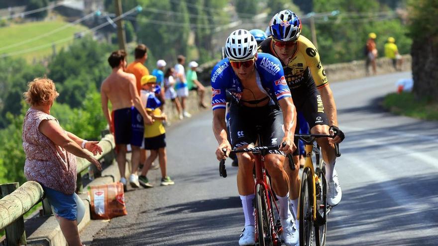 Van der Poel, Van Aert y Pidcock, junto a Felipe Orts, encabezan la lluvia de estrellas en Benidorm