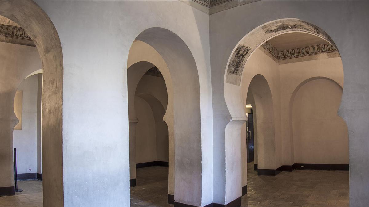 Interior de la torre del Trovador.