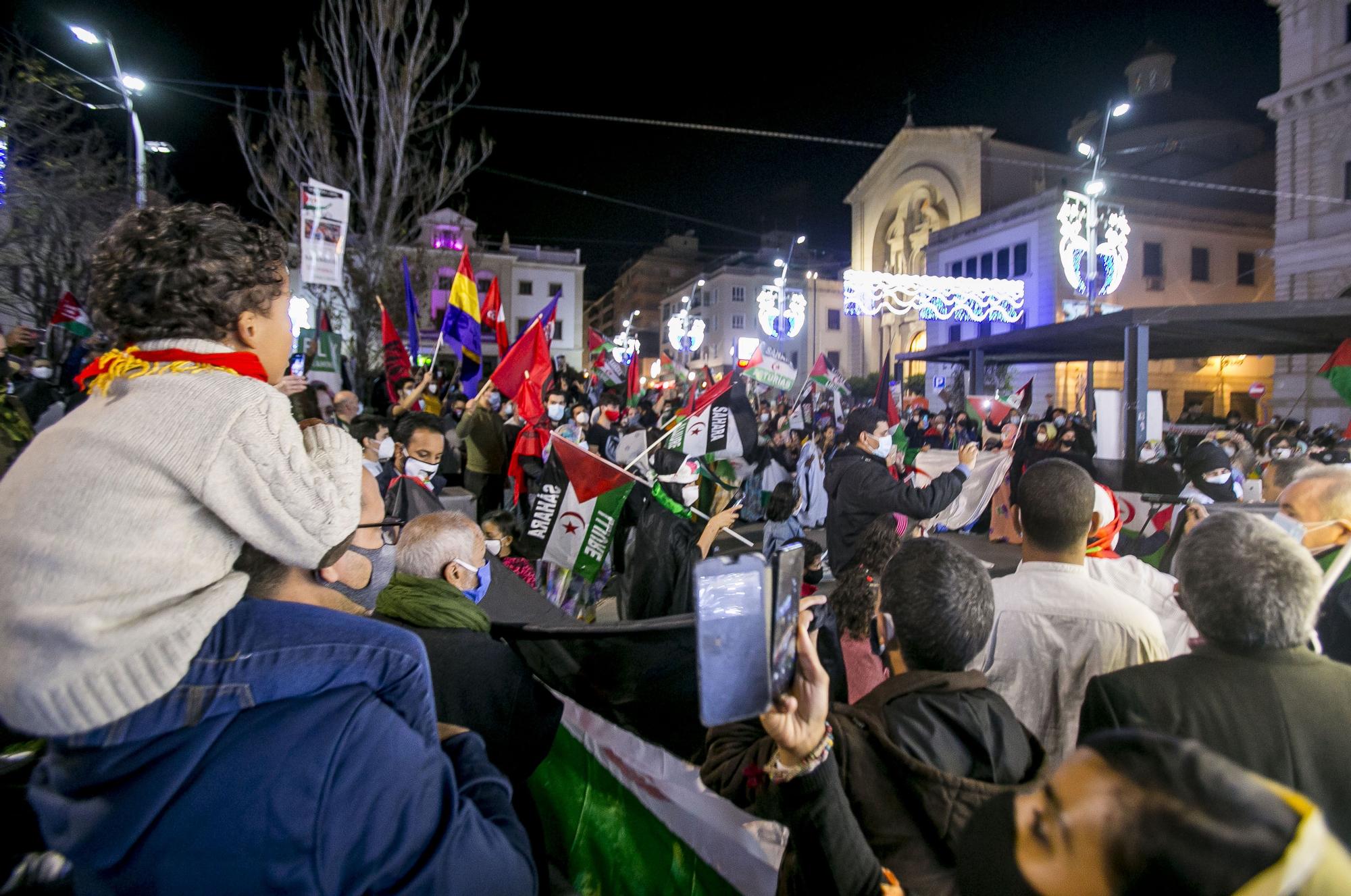 Más de 300 personas incumplen las medidas en una concentración de apoyo al pueblo saharaui