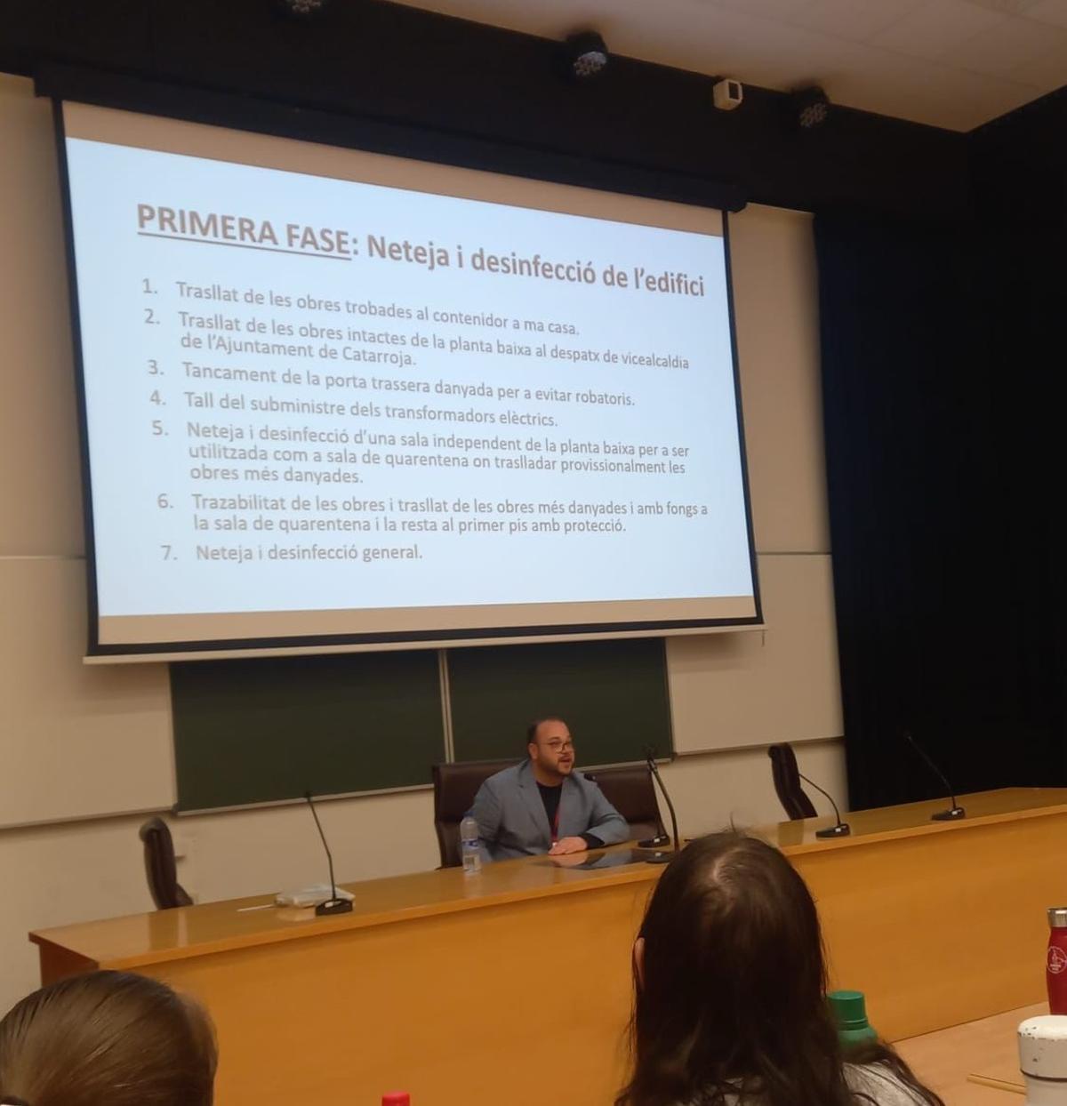 David Jorge en su exposición en la jornada sobre recuperación del patrimonio cultural.