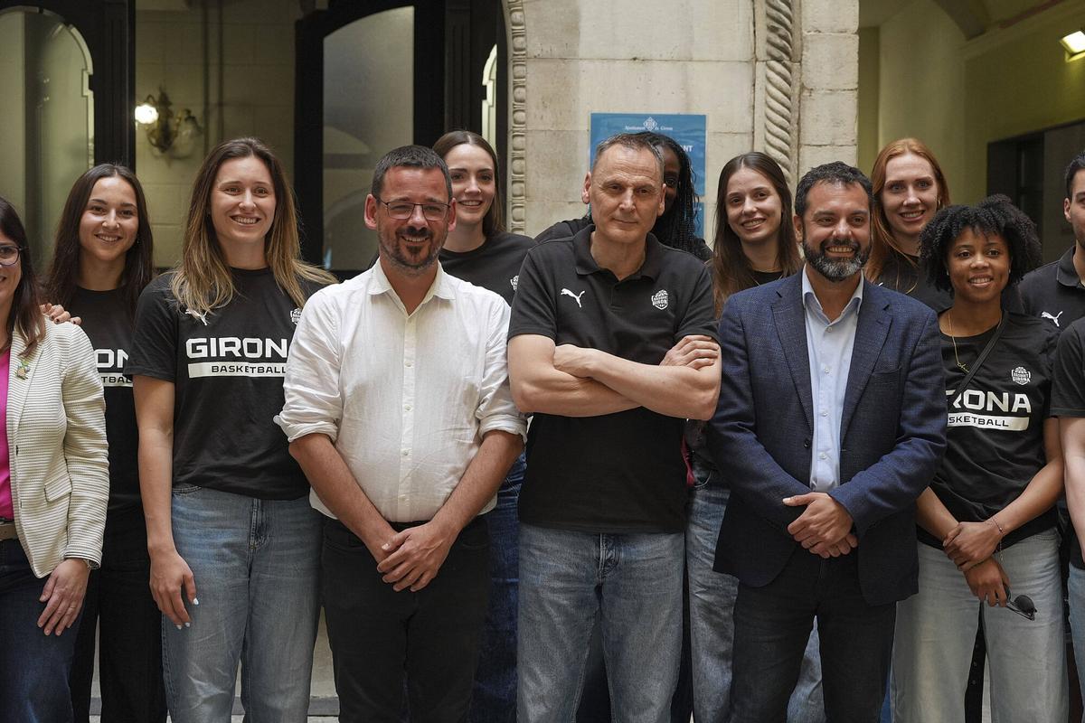 Les imatges de la celebració a l'Ajuntament del Top4 a l'Eurolliga de l'Spar Girona Les imatges de la celebració a l'Ajuntament del Top4 a l'Eurolliga de l'Spar Girona
