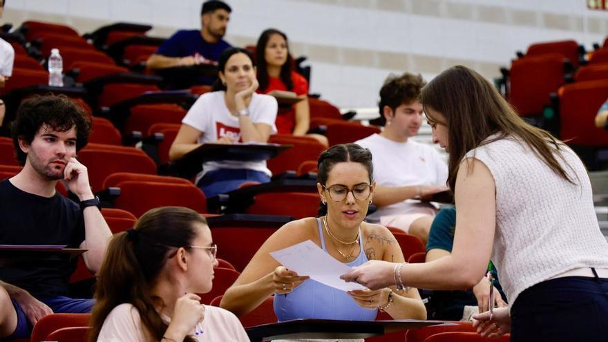 Maestros, profesores e inspectores de Andalucía ya tienen su plaza en el concurso de traslados: la Junta adjudica 7.000 vacantes