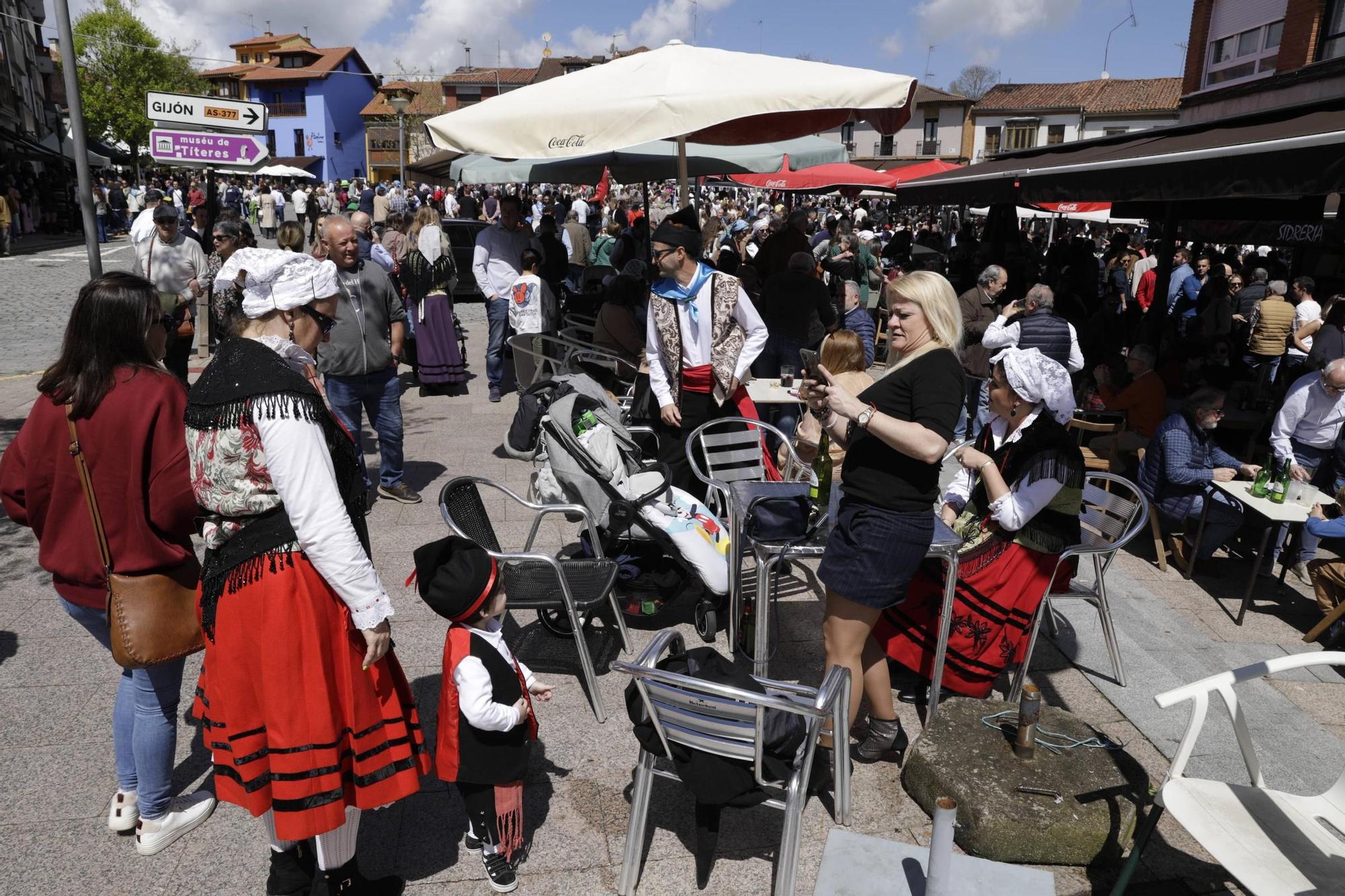 Los Güevos Pintos de la Pola, en imágenes