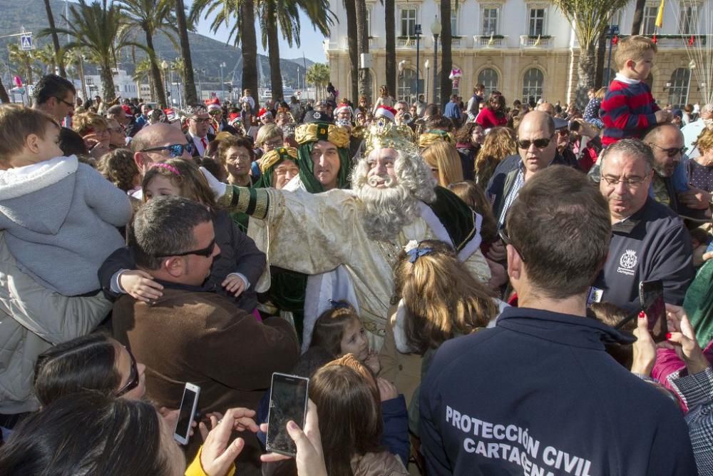 Los Reyes Magos desembarcan en Cartagena