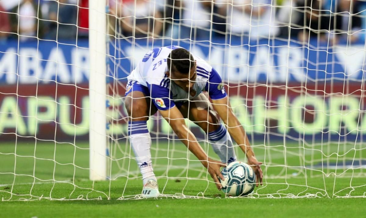 Partido del Real Zaragoza ante el Málaga