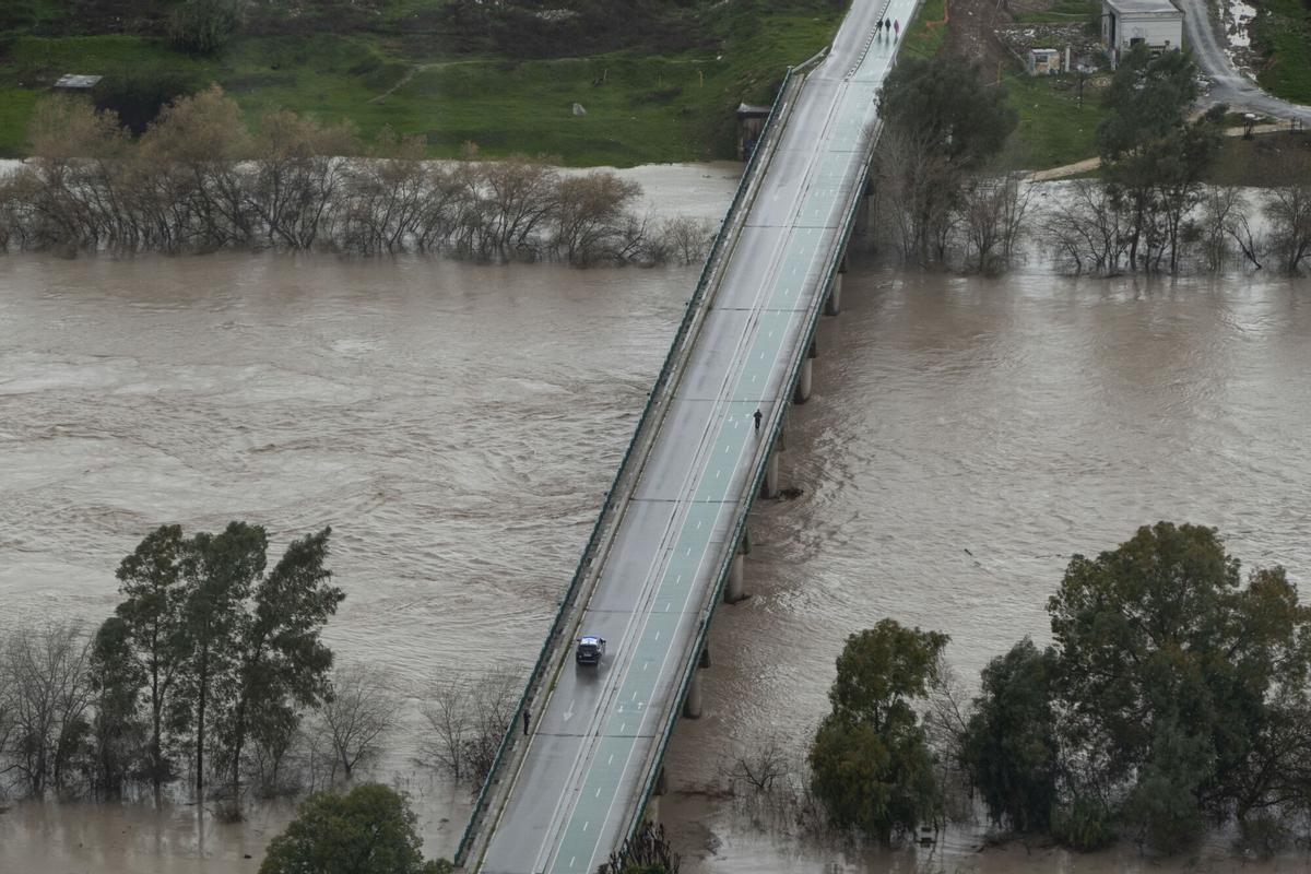 Vista del río Guadalquivir a su paso por la ciudad de Sevilla.