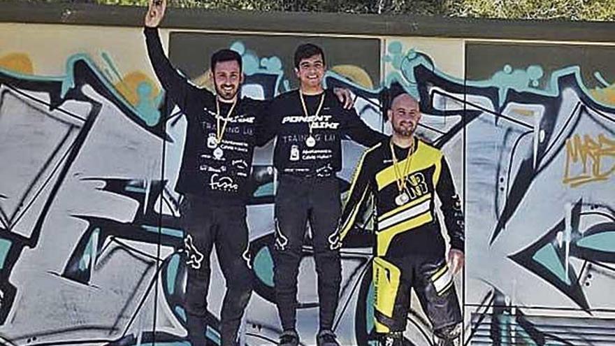 Nico Alemany, Xavi Andreu y Tolo CaldÃ©s en el podio.