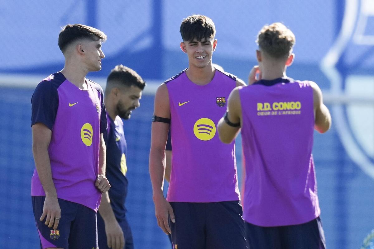 Marc Bernal entrará de forma paulatina en el equipo de Flick