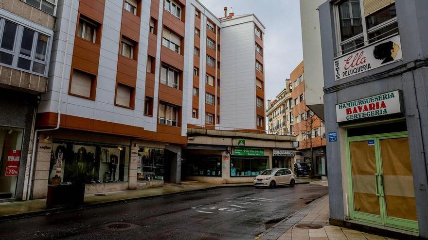 Ravella eleva el paso problemático de Pablo Picasso y repintará una docena de calles