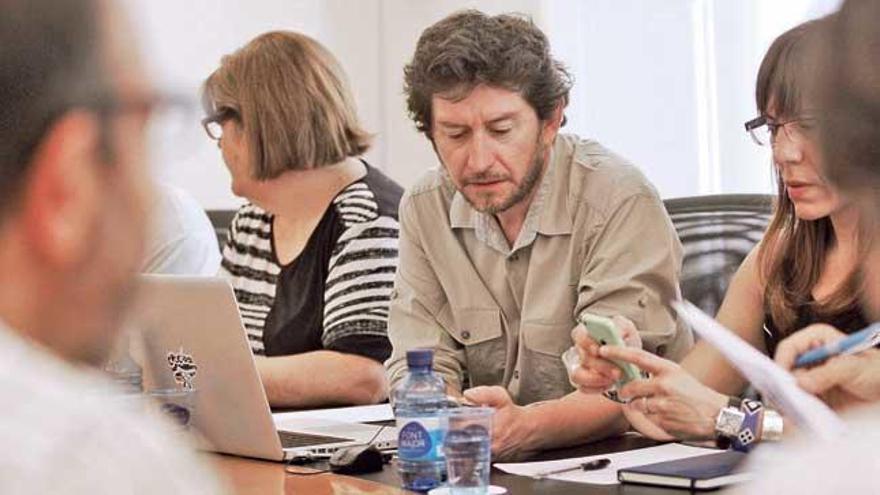 Alberto Jarabo und Laura Camargo von Podemos.