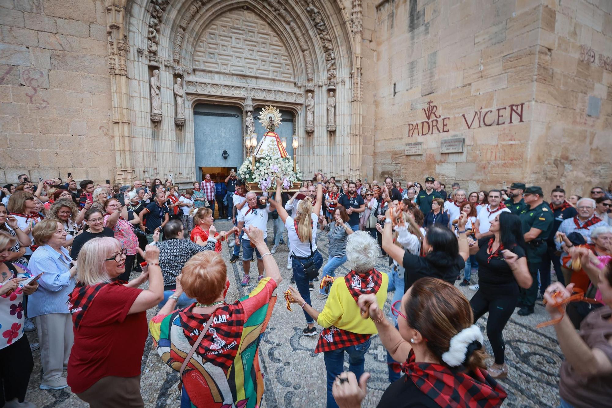 Así fue la procesión de la Virgen del Pilar en Callosa de Segura
