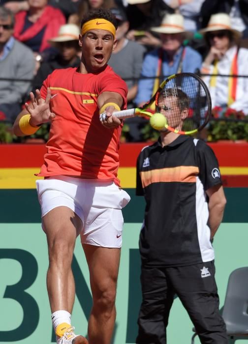 Copa Davis: Rafa Nadal - Alexander Zverev. AFP PHOTO / JOSE JORDAN